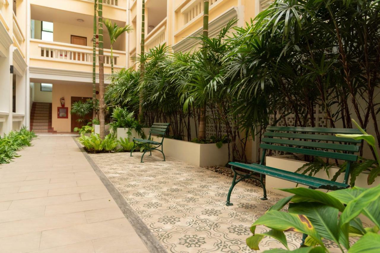Park 38 Hotel - Sha Plus Phuket Exterior foto